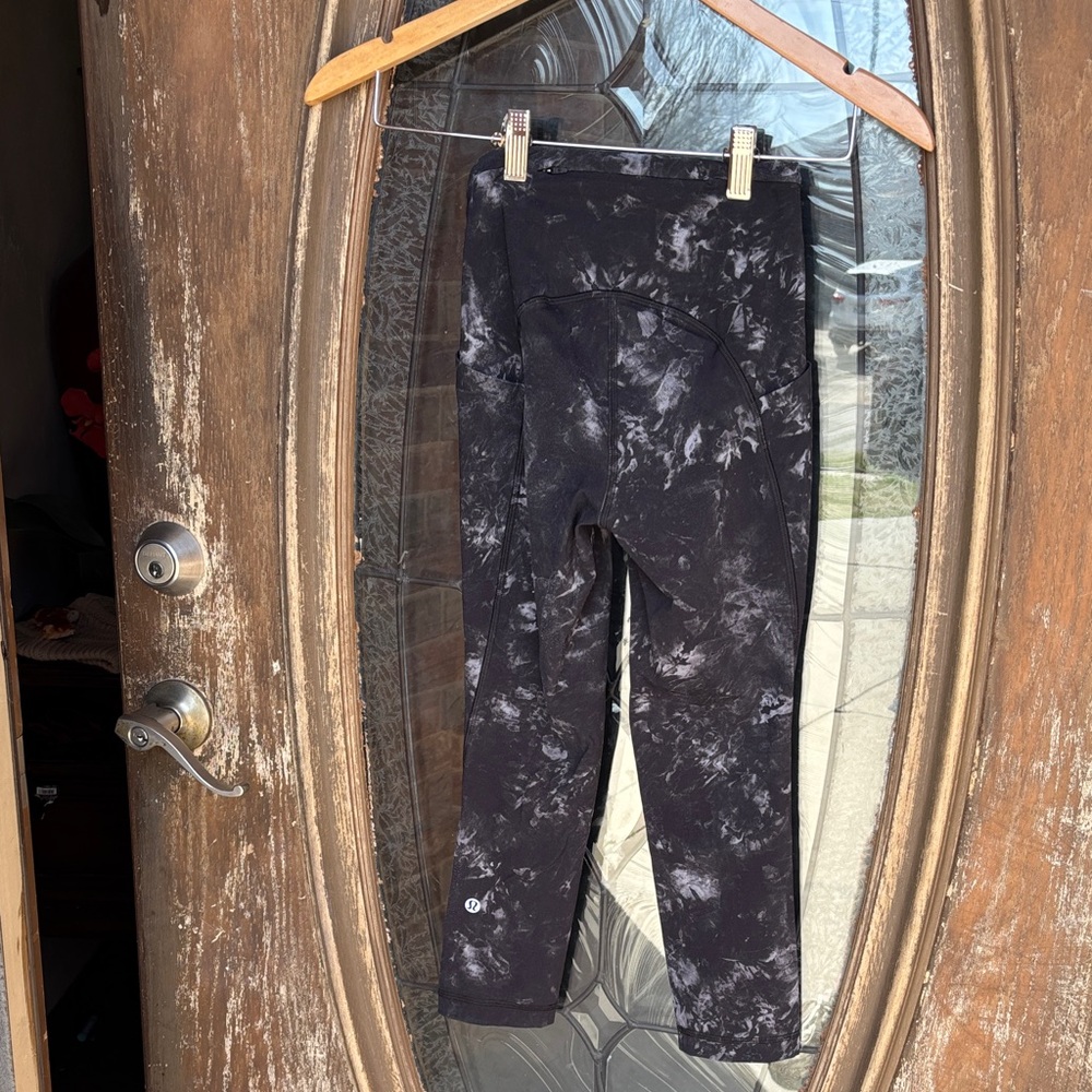 lululemon Cropped leggings! 0